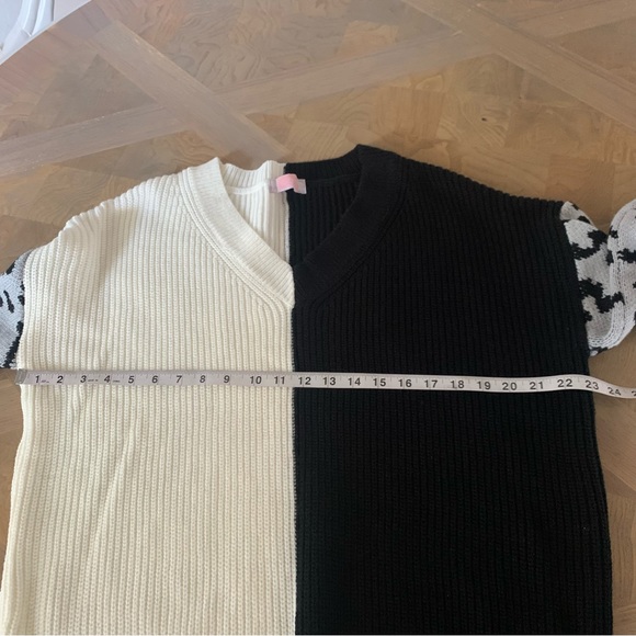 C+D+M Collection color block v neck pullover sweater Medium M animal print - Picture 10 of 10